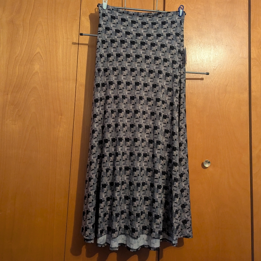 LuLaRoe XL Gray-Purple with Black details Maxi